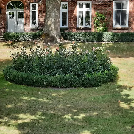 Clara Hof Doettgebuell Apartment
