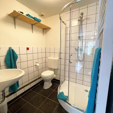 Clara Hof Doettgebuell